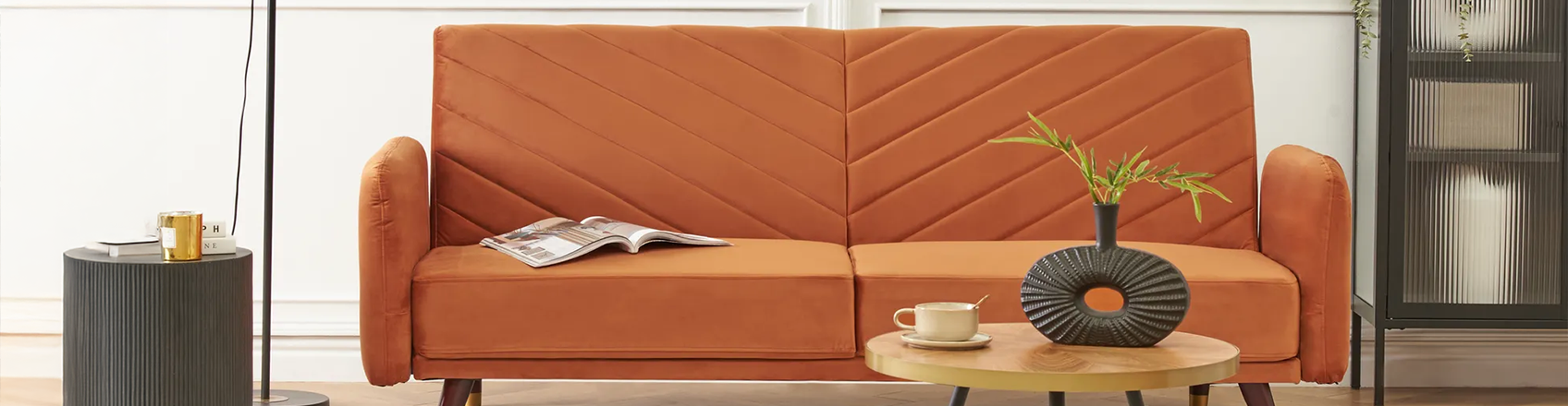 Bright room with white-coloured sofas and armchair set